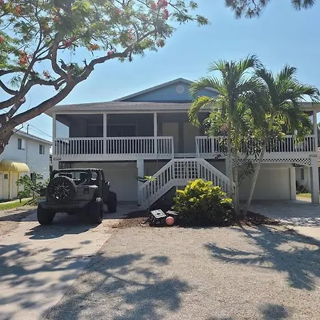 Tarpon - Spacious Updated W&D Full Kitchen 1.5 Mi To Beach